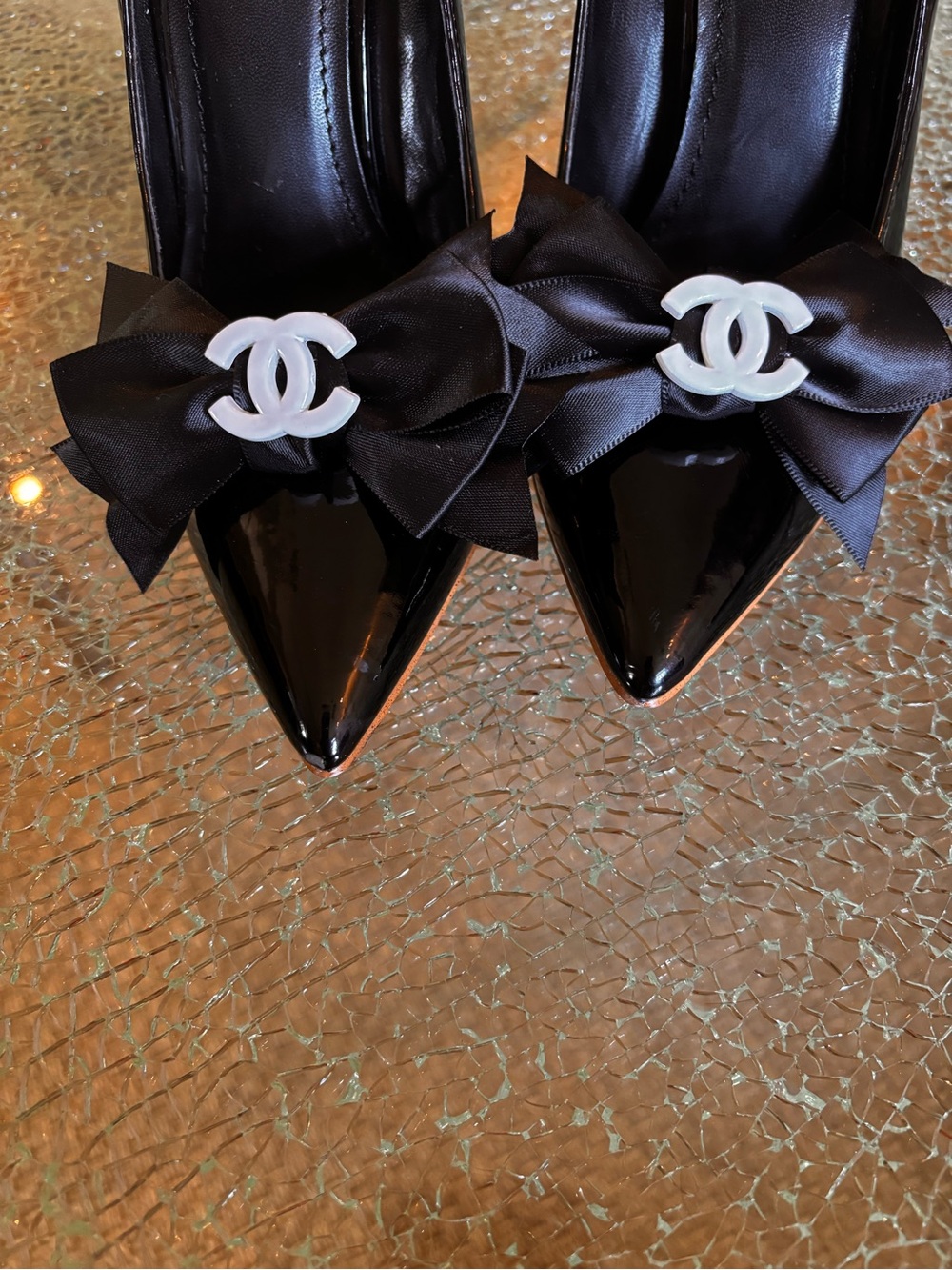 Bow shoe clips classic black and white - Picture 3 of 4